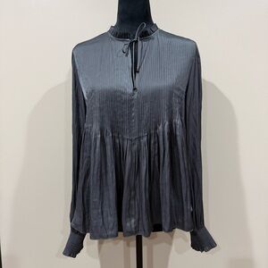 Aritzia Wilfred Milou Charcoal Pleated Blouse